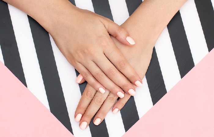 Misconceptions About your Fingernail Health Myths (6)
